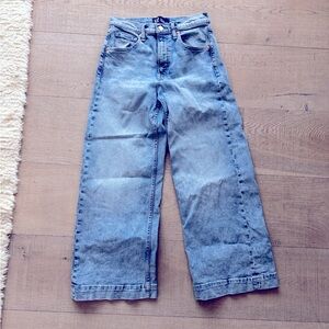 Gap denim high rise, wide leg cropped.  Size 2/26